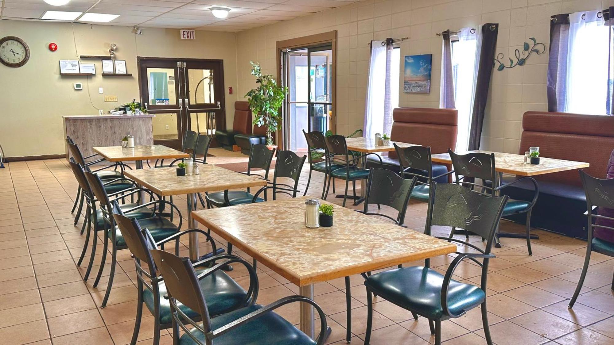 Lacombe Motor Inn Eksteriør billede